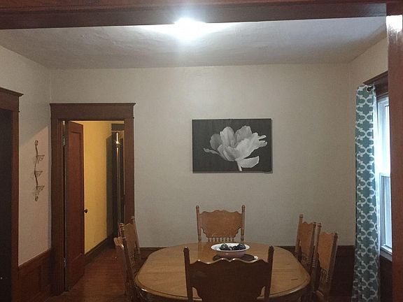 4th image of 92 Crestwood Ave #1