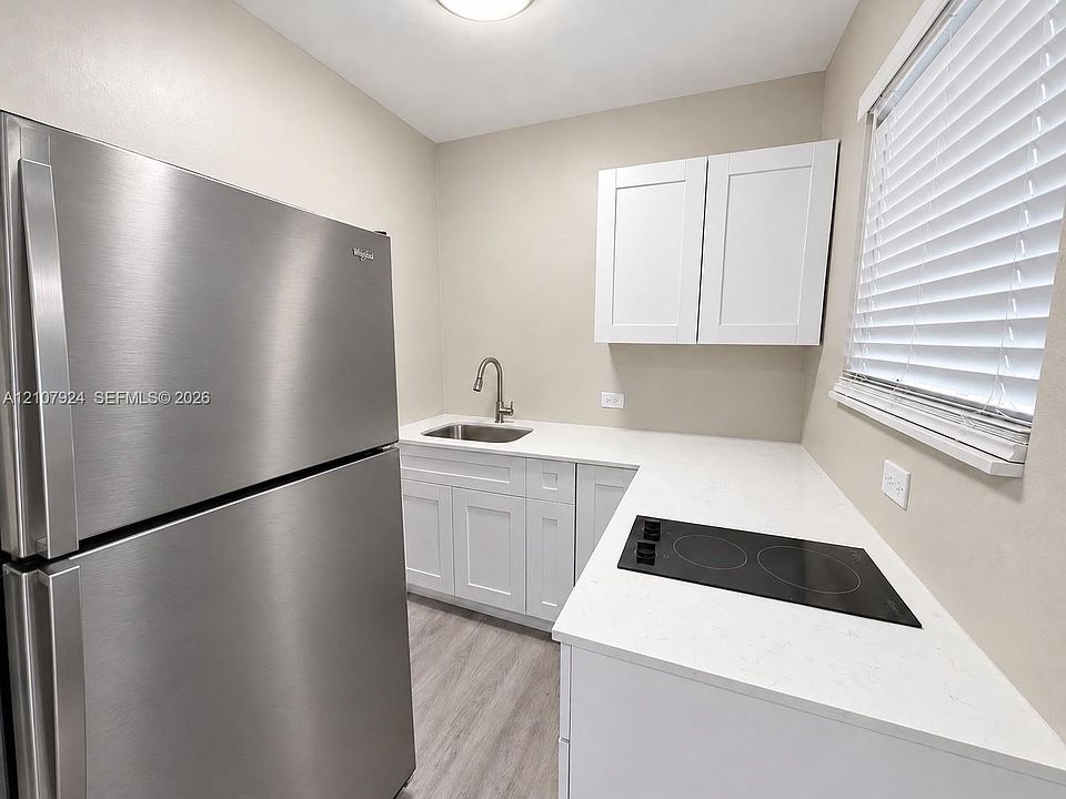 1st image of 2377 NW 35th St