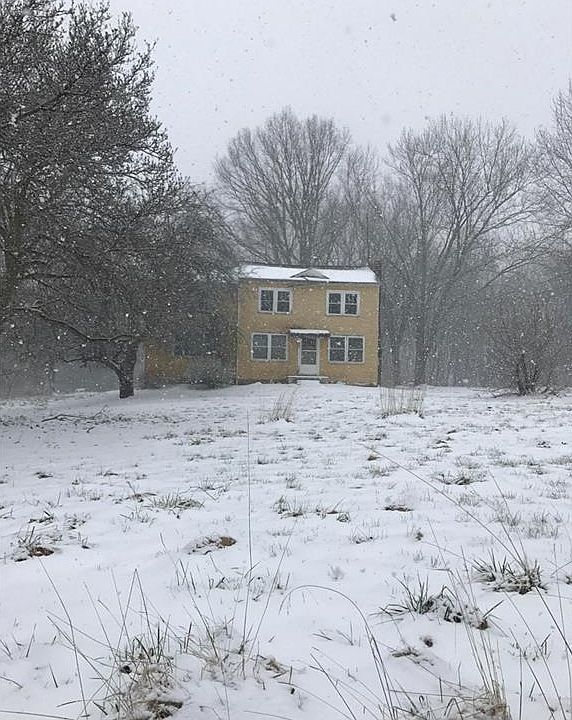 2nd image of 3994 Copley Rd