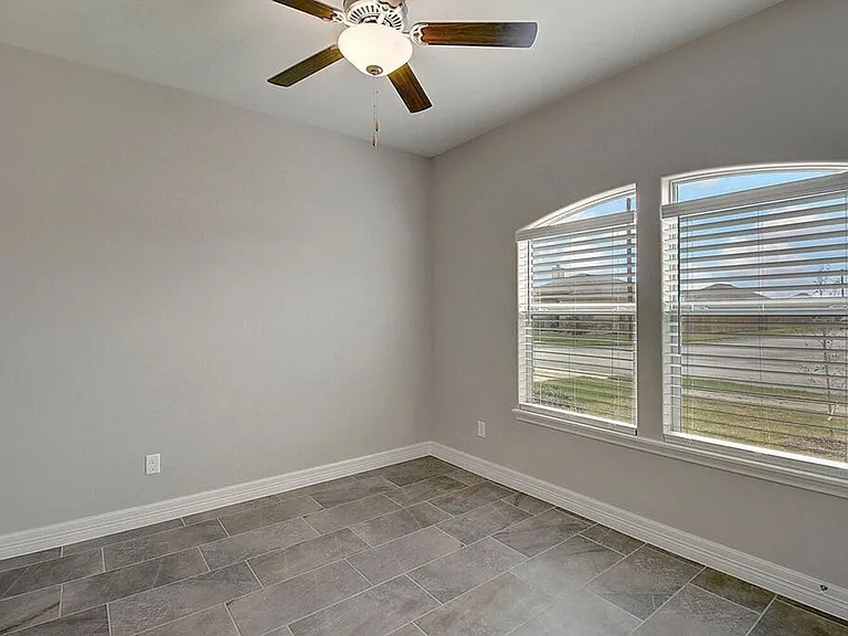 7530 Sable Creek Dr — Photo 9