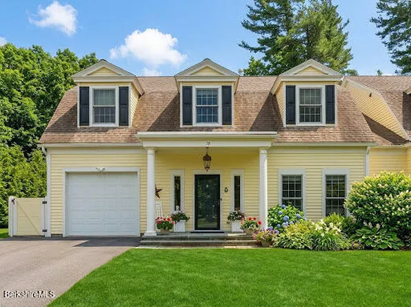 18 Highcrest Rd, Lenox, MA 01240