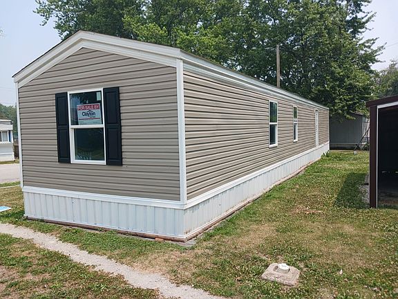 2nd image of 200 N Pine St #15