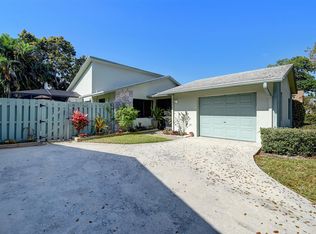 2492 NW 10th St, Delray Beach, FL 33445