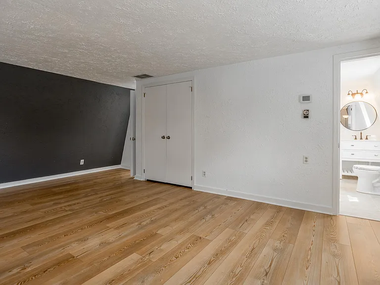 31245 Mohican Dr — Photo 29