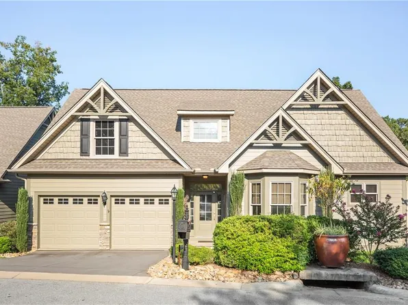 209 Night Cap Ln, Salem, SC 29676