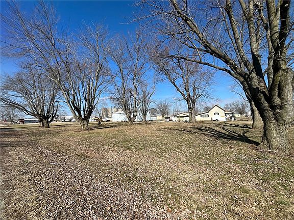 2nd image of 705 SW 2nd St