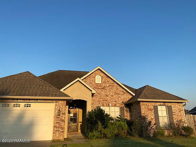 1st image of 107 Country Mile Dr