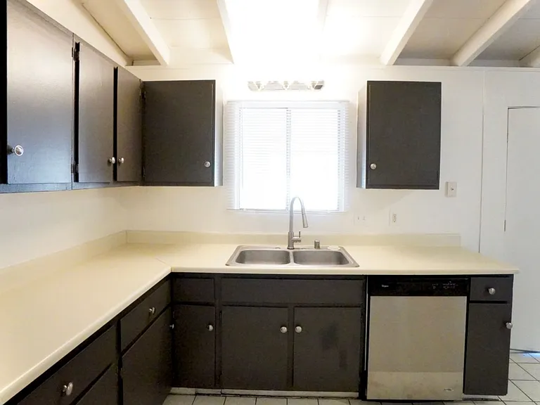6548 Stoneman Dr — Photo 10