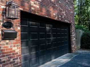 6128 Barfield Rd, Sandy Springs, GA 30328