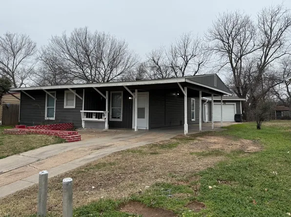 2908 Pate Dr, Fort Worth, TX 76105