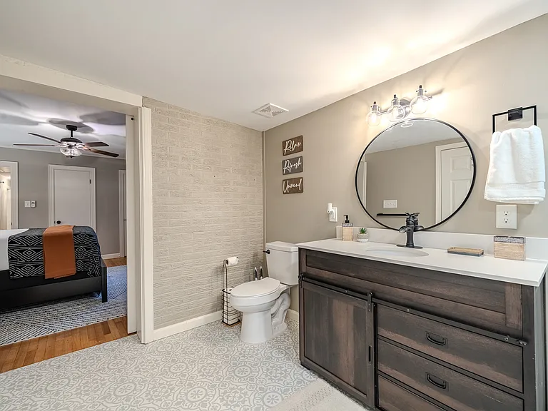 809 N Washington Ave — Photo 19