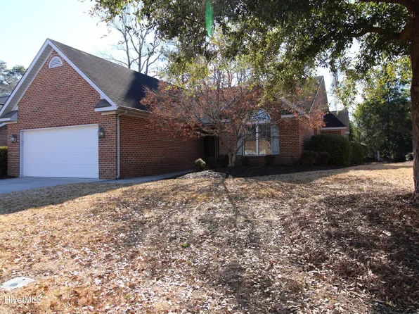 2610 Brookridge Circle, Greenville, NC 27858