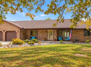 522 Nancy Dr, Sweetser, IN 46987