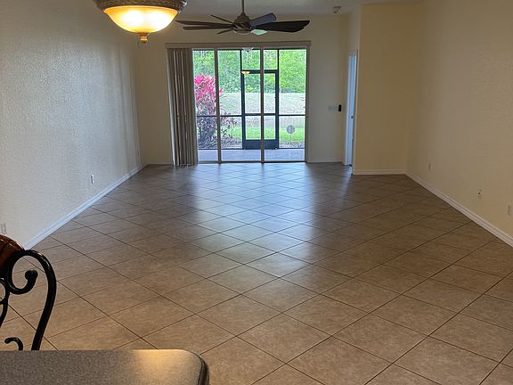 5th image of 224 Fairway Isles Ln