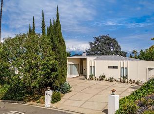 8224 Skyline Dr, Los Angeles, CA 90046
