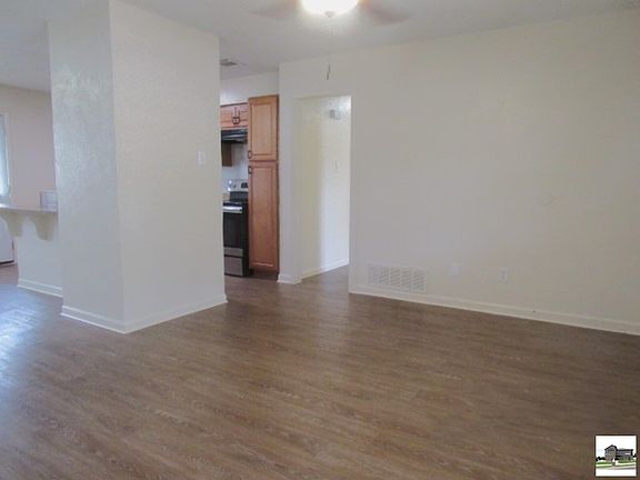 4th image of 801 N 19th St