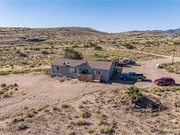 2nd image of 2744 E Calle Cedral