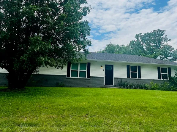 4521 Rainbow Dr, Jefferson City, MO 65109