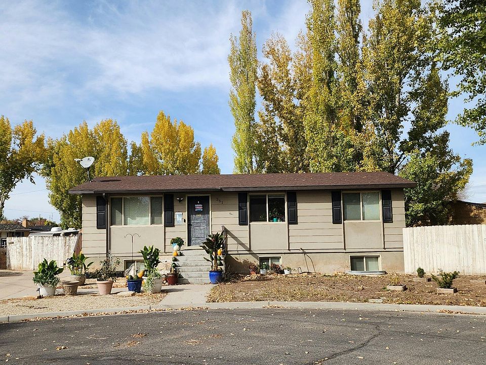 1st image of 351 Carma Ave