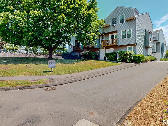 2nd image of 90 Bouton Street #2A