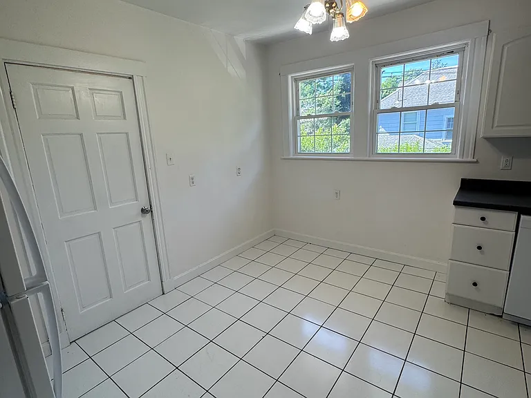 14 Hammondswood Rd #1 — Photo 8