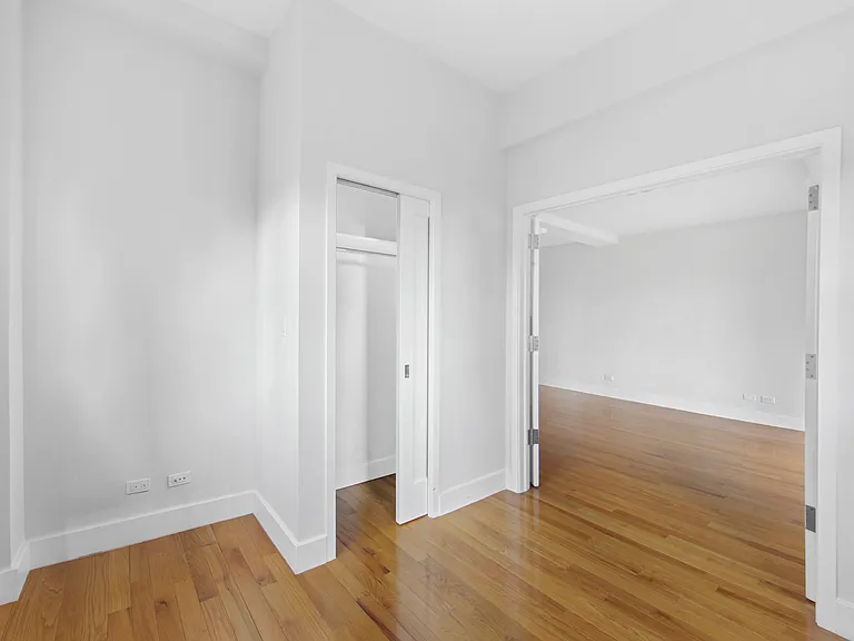 20 Park Ave #16E — Photo 9