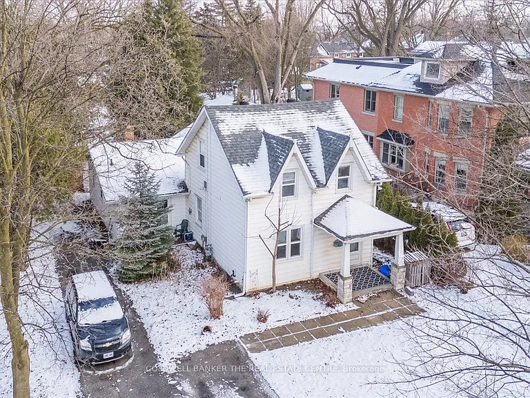 24 Maple St — Photo 4