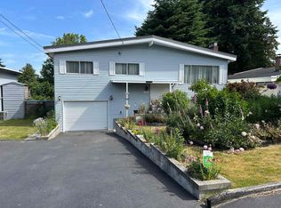 11515 97a Ave, Surrey, BC V3V2G3