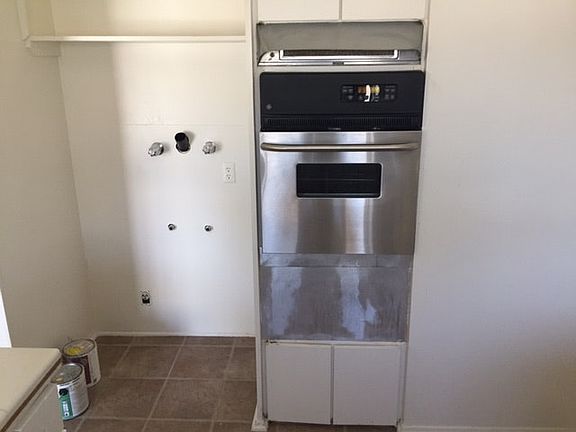 3rd image of 4803 Virginia Ave