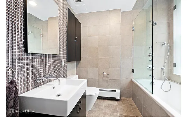 Sold by Douglas Elliman | media 21