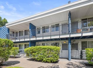 1 Wyndover Woods Lane #10, White Plains, NY 10603