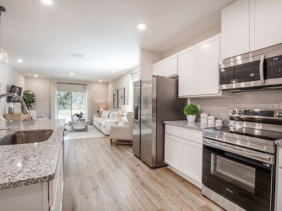 4th image of 168 E Reel Loop