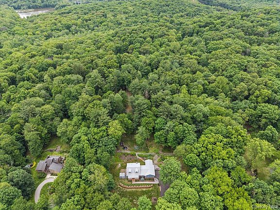 5th image of 529 Blinn Road