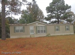 5391 Clipper Dr, Hope Mills, NC 28348