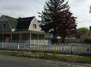 170-1C Colombo Ave, Copiague, NY 11726