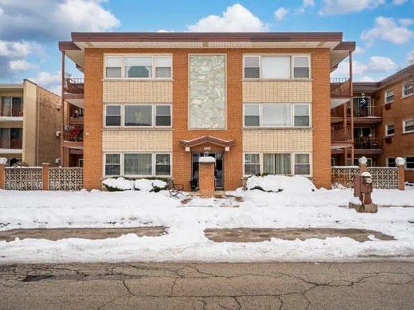 3109 Paris Ave APT 204, River Grove, IL 60171