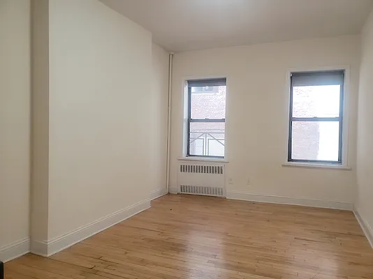 Rented by City Connections Realty | media 9