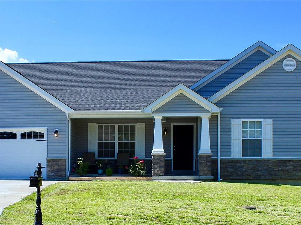 1st image of 349 Rockport Dr