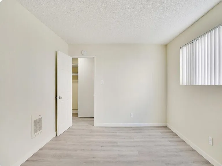 Clearwater Apartments — Photo 6
