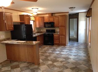 123 Chalet Ln, Vineland, NJ 08360