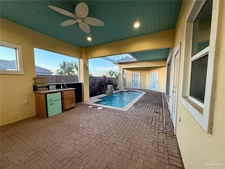3403 Lago Washington — Photo 19