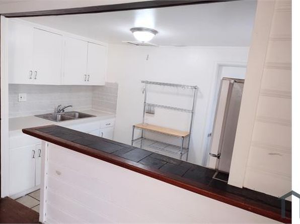 4036 Lyon Ave APT C