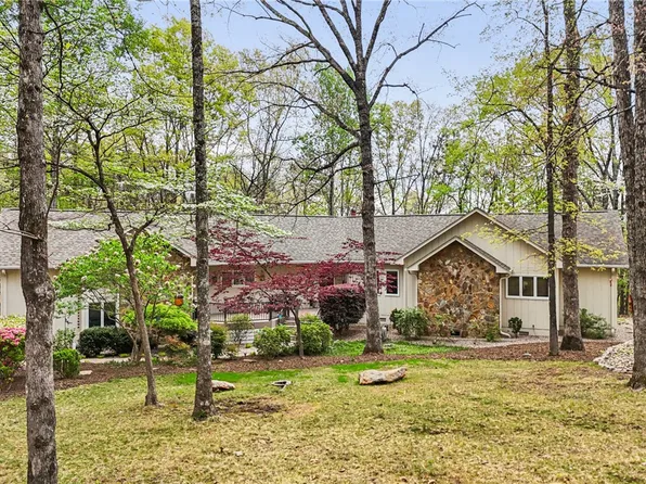 120 Beacon Ridge Cir, Salem, SC 29676