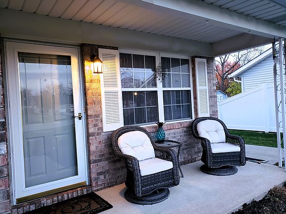 2nd image of 6364 Village Oak Ct