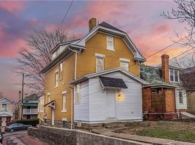 1321 Mississippi Ave, Pittsburgh, PA