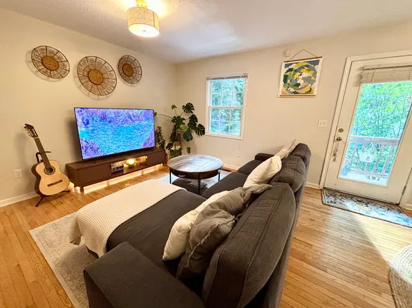 17 Castle St, Asheville, NC 28803