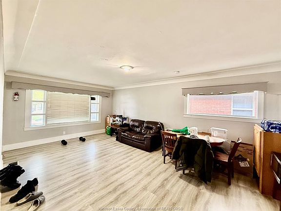 5th image of 1127 Josephine Ave
