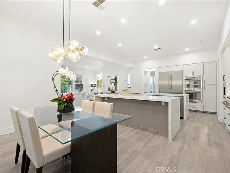 5704 Lyon Ct — Photo 18
