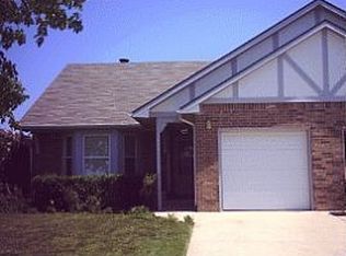 1814 S Laurel St, Wichita, KS 67207