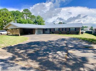 304 Conde Ave #2, Dauphin Island, AL 36528